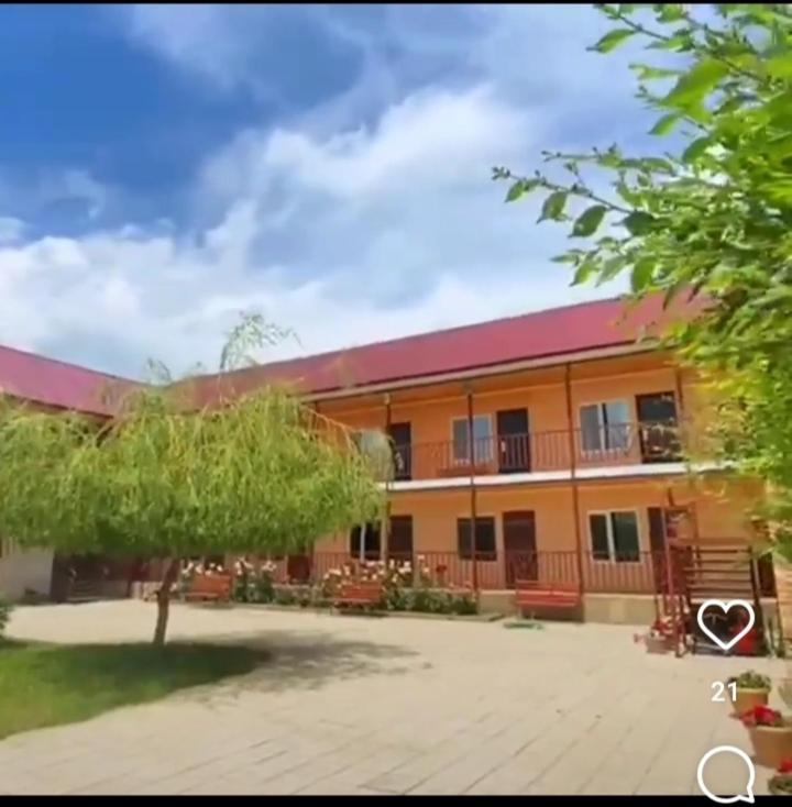 Altynai Guest House Tscholponata Exterior foto