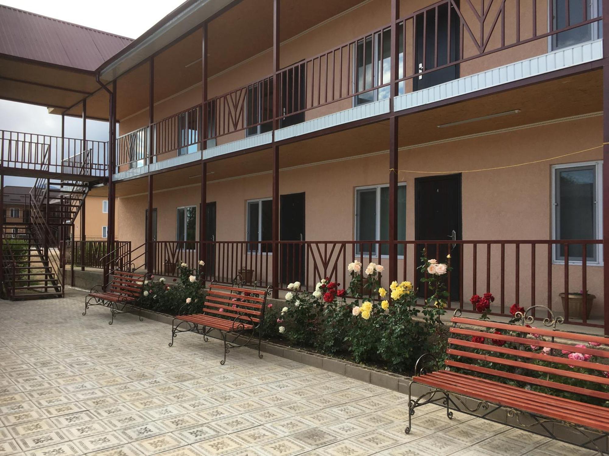 Altynai Guest House Tscholponata Exterior foto